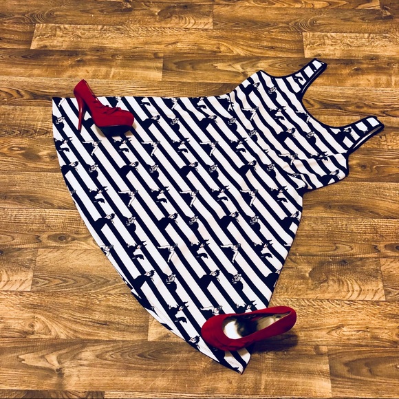 torrid Dresses & Skirts - Torrid Disney Villians Dress Size 1